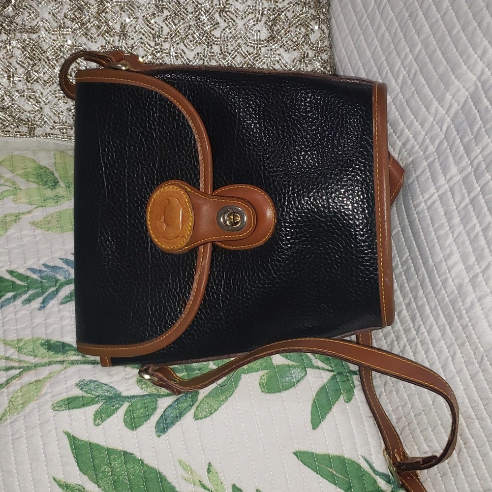 Black and tan Crossbody